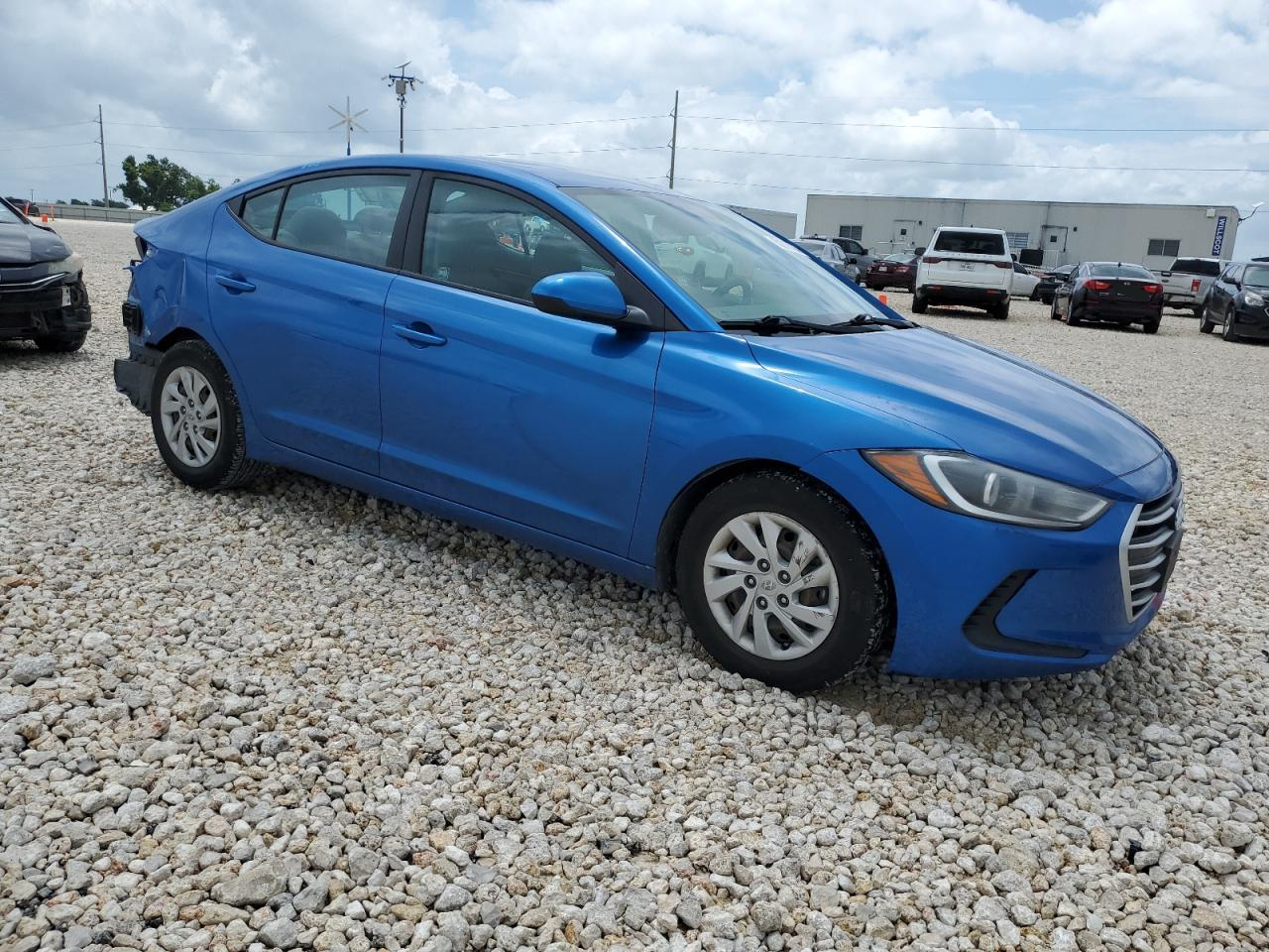 2017 Hyundai Elantra Se vin: 5NPD74LFXHH192112