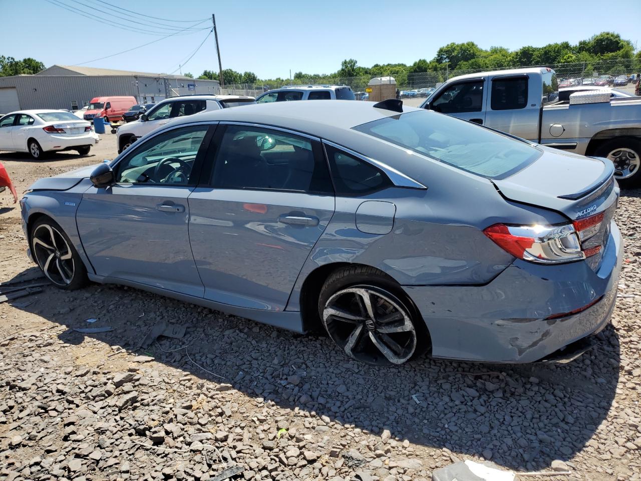 1HGCV3F28NA037907 2022 HONDA ACCORD - Image 2