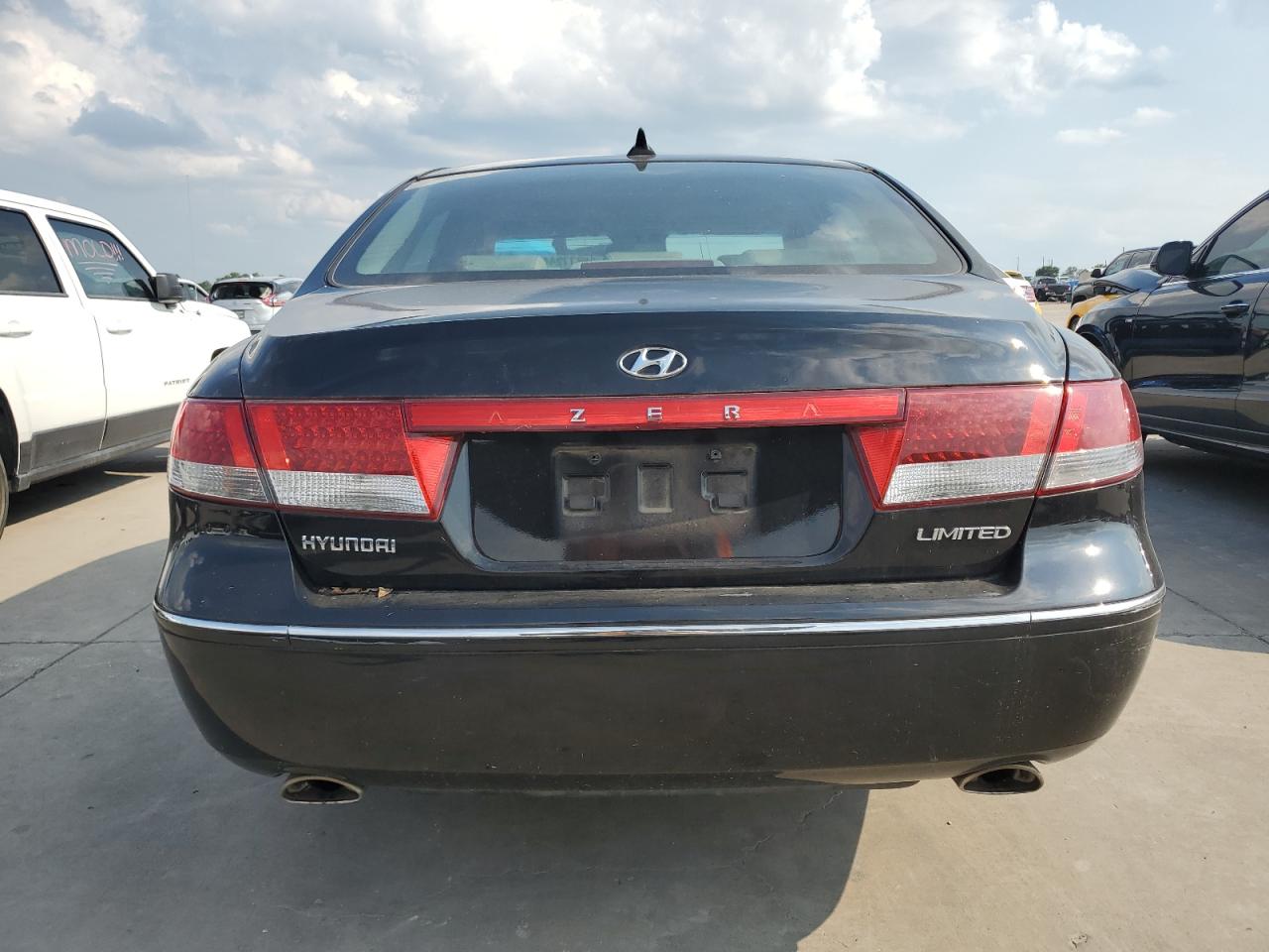 KMHFC46F29A392518 2009 Hyundai Azera Se