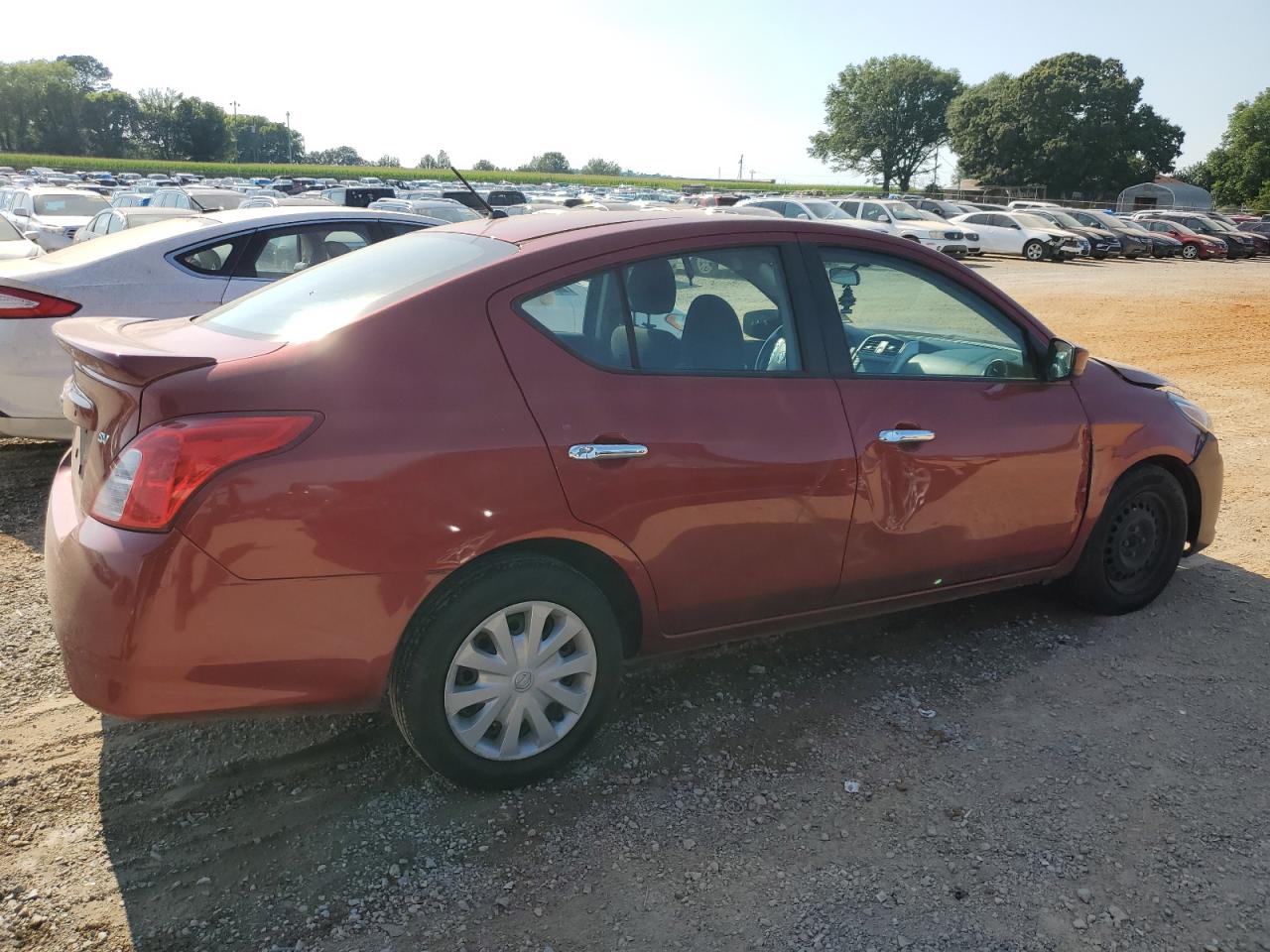 2018 Nissan Versa - Image 3