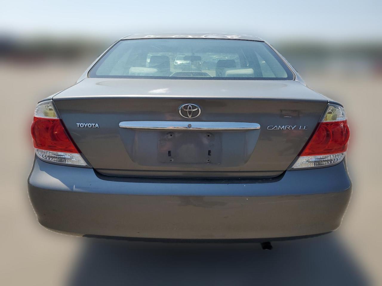 2005 Toyota Camry Le VIN: 4T1BE32K75U516894 Lot: 59596904