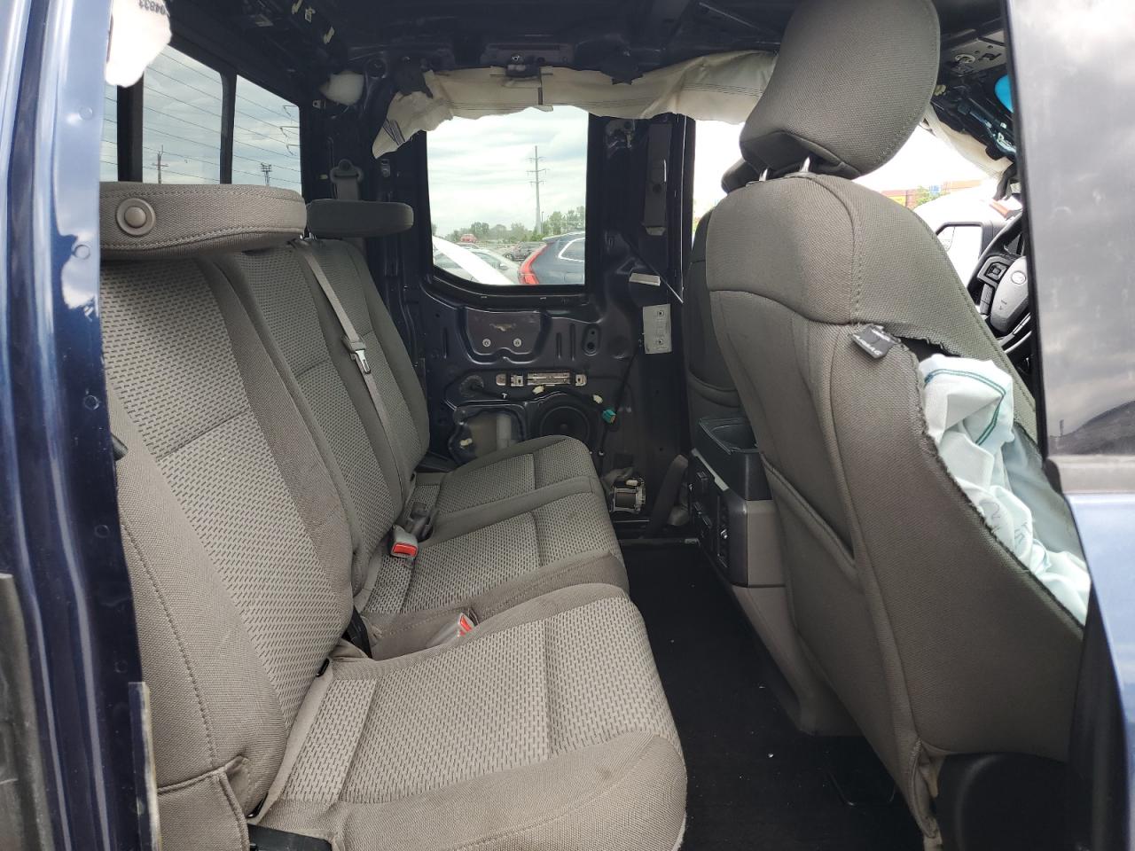 2017 Ford F150 Super Cab VIN: 1FTFX1EF2HFC84796 Lot: 58397654