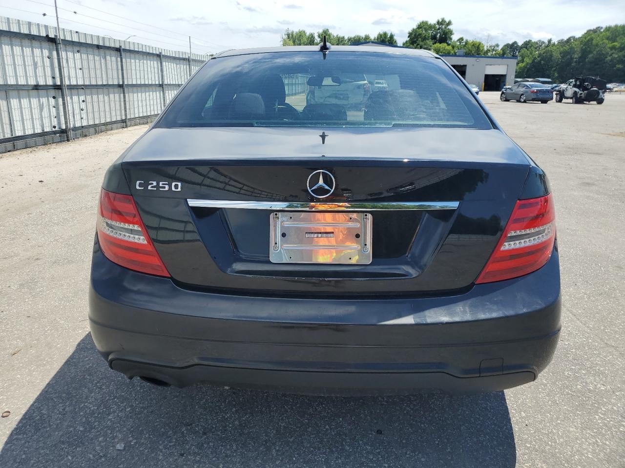 WDDGF4HB0ER311365 2014 Mercedes-Benz C 250