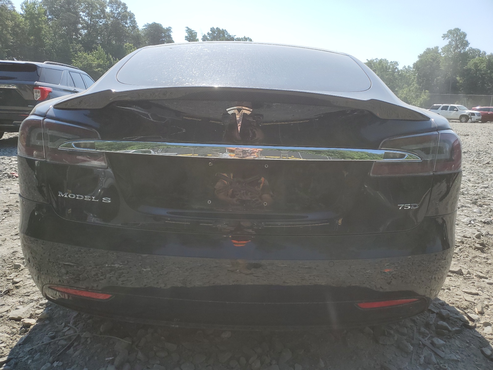 5YJSA1E22JF294834 2018 Tesla Model S