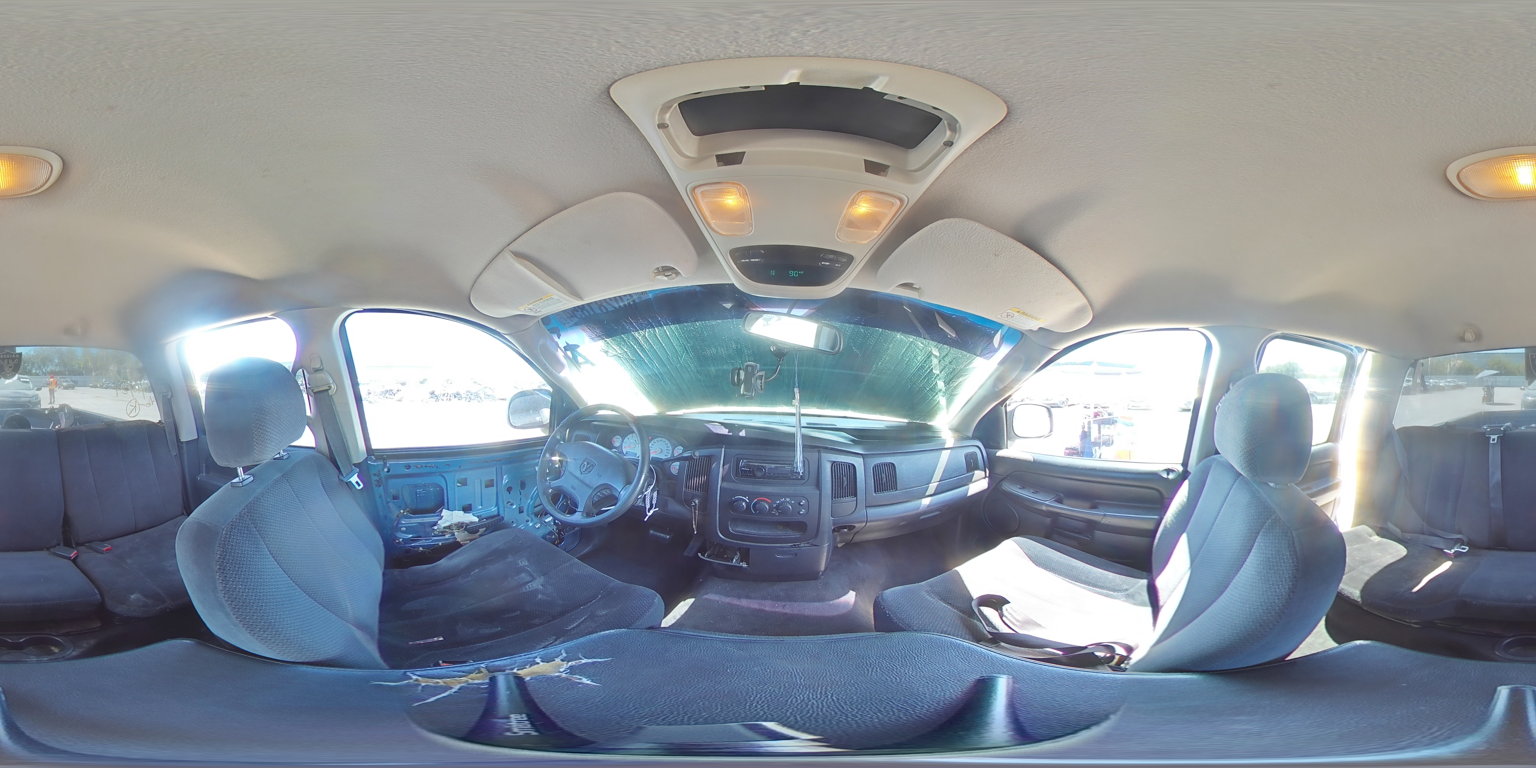 2002 Dodge Ram 1500 VIN: 3D7HA18N12G141895 Lot: 60281854