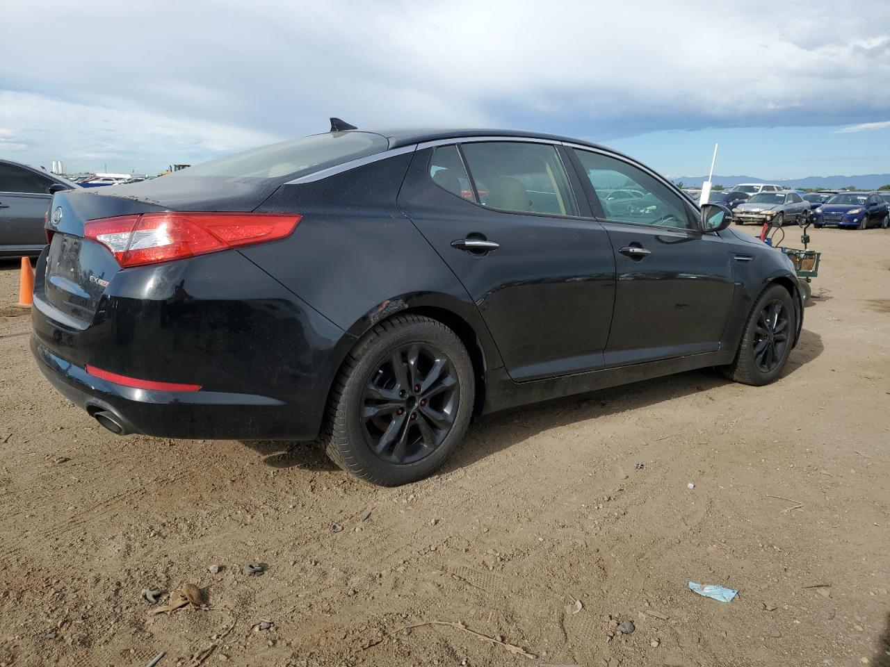 2012 Kia Optima - Image 3