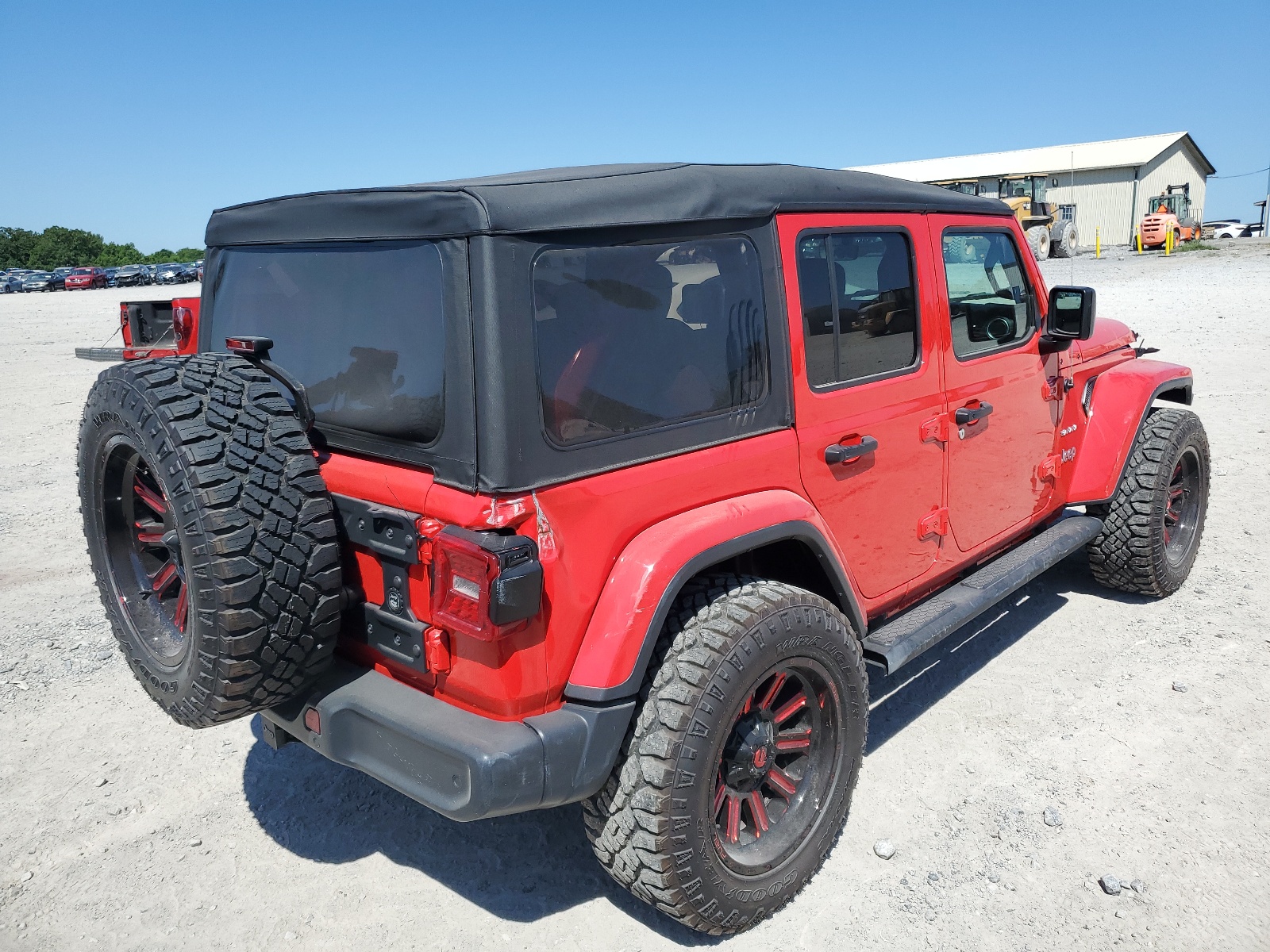 2018 Jeep Wrangler Unlimited Sahara vin: 1C4HJXEG8JW281896