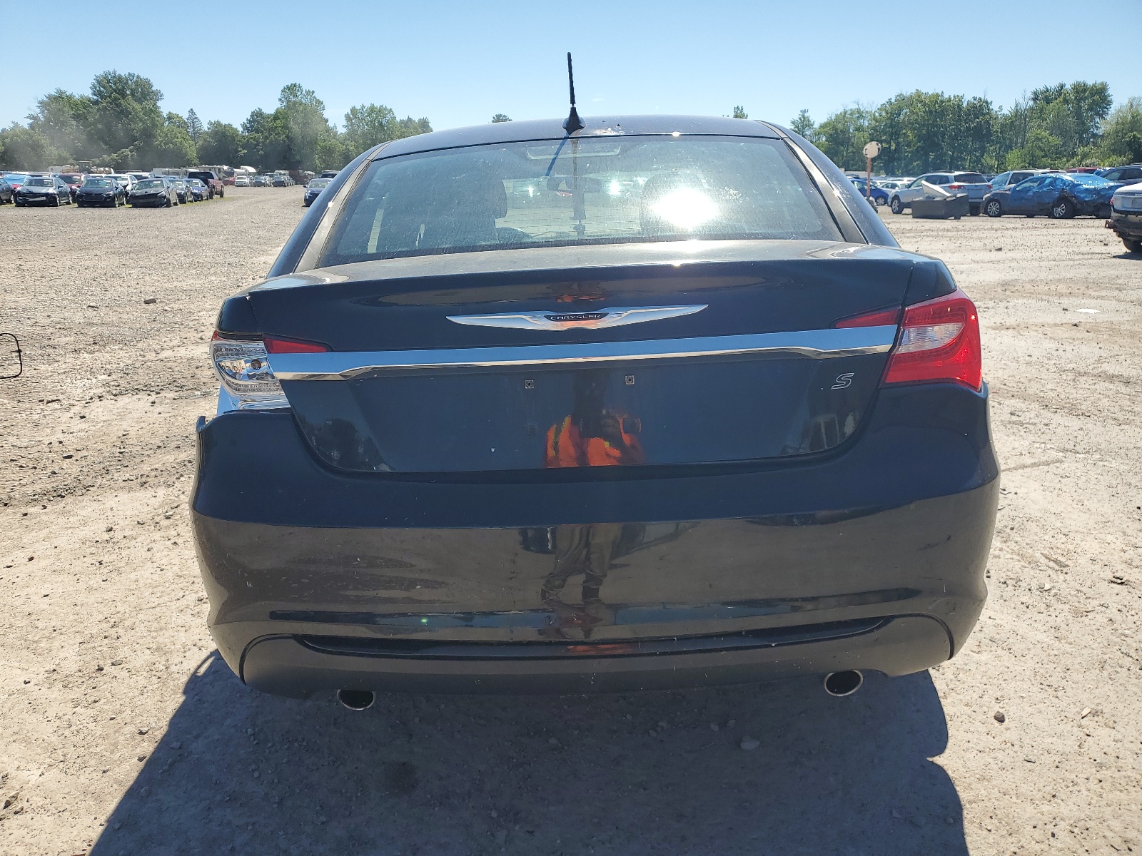 1C3CCBHG4CN107663 2012 Chrysler 200 S