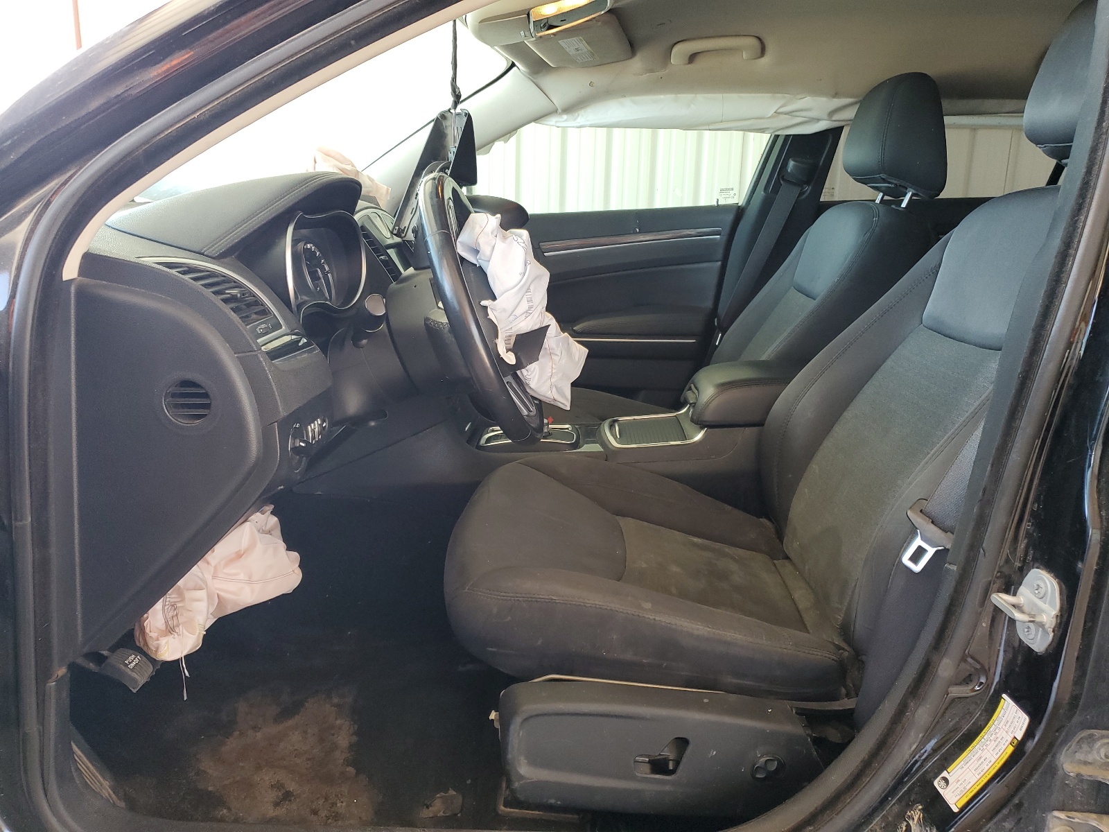 2C3CCAAGXKH610142 2019 Chrysler 300 Touring