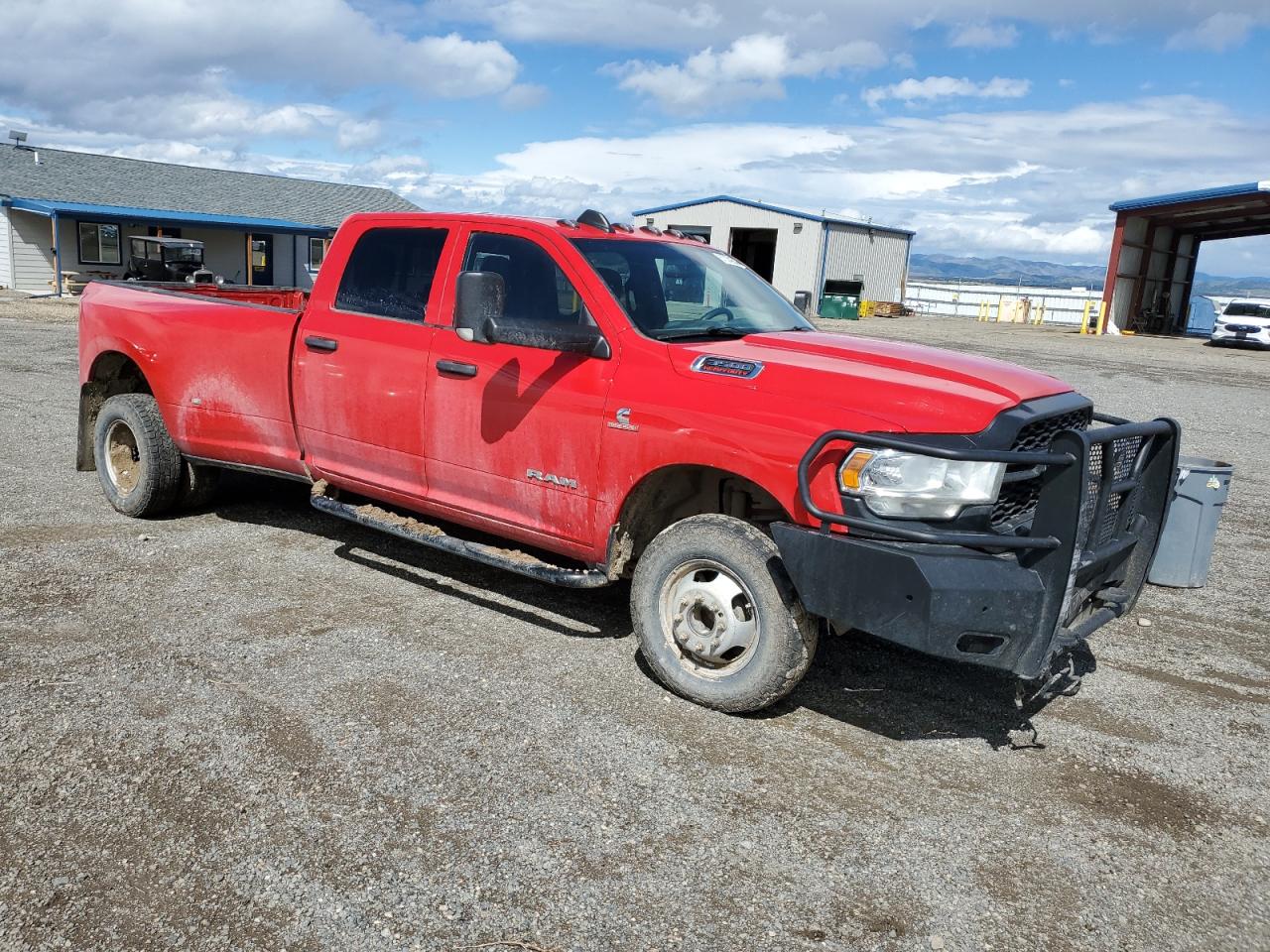 2021 RAM 3500 - Image 4