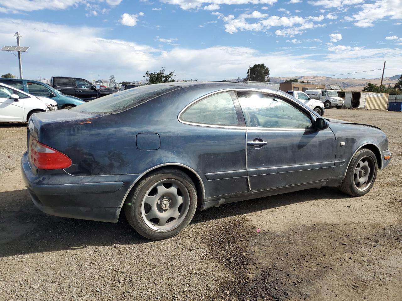 1998 Mercedes-Benz Clk 320 VIN: WDBLJ65G4WF015267 Lot: 60526624