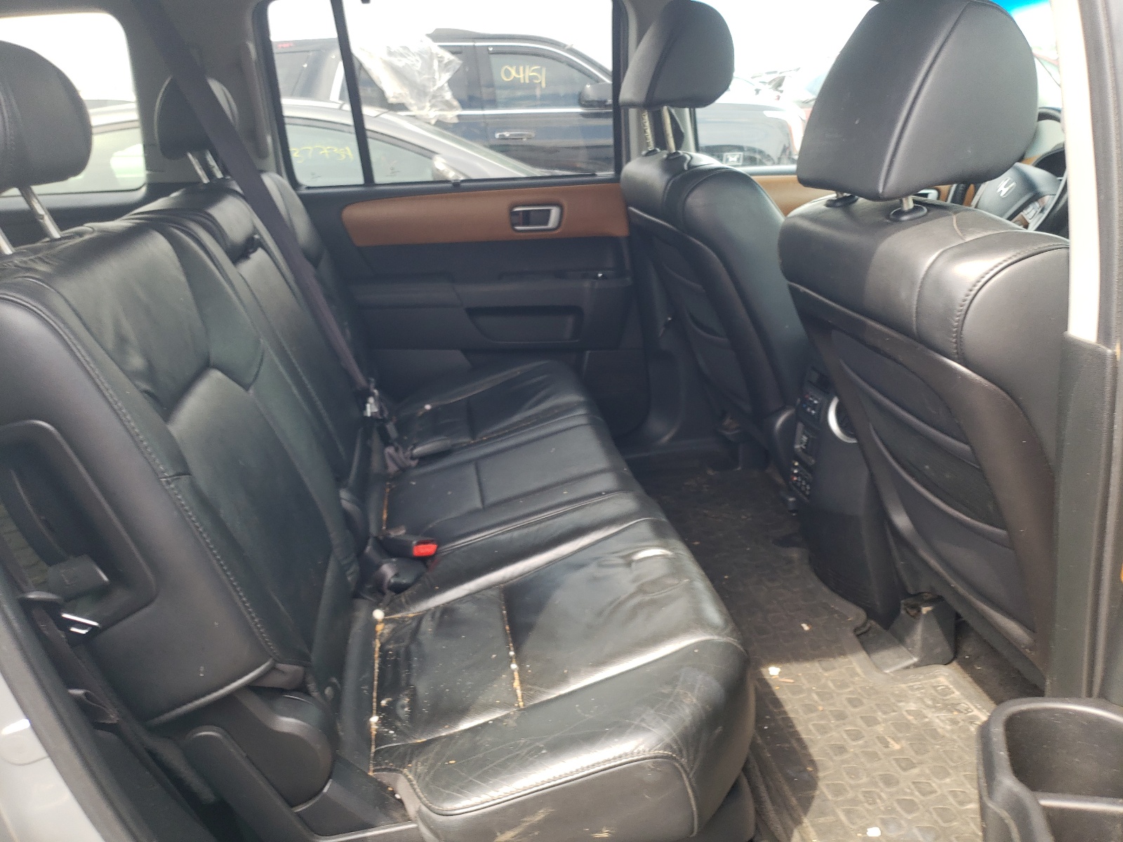 5FNYF4H95BB025394 2011 Honda Pilot Touring