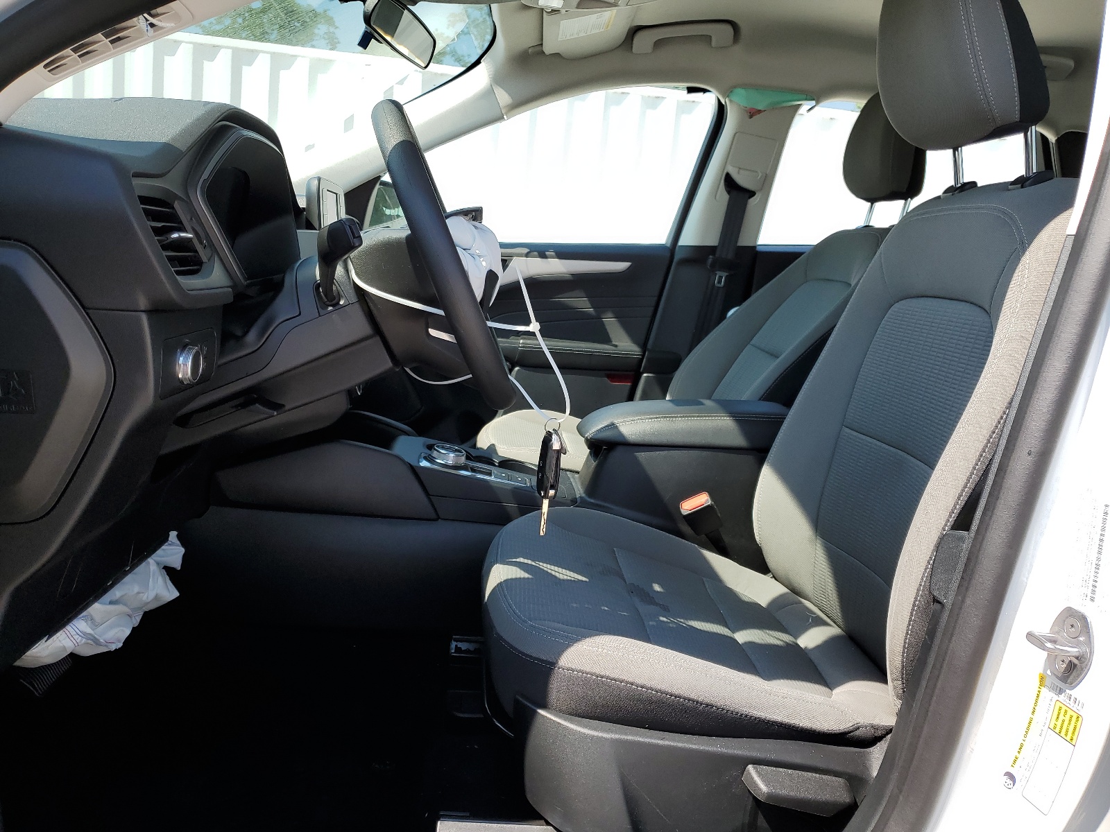 1FMCU0F6XNUA16683 2022 Ford Escape S