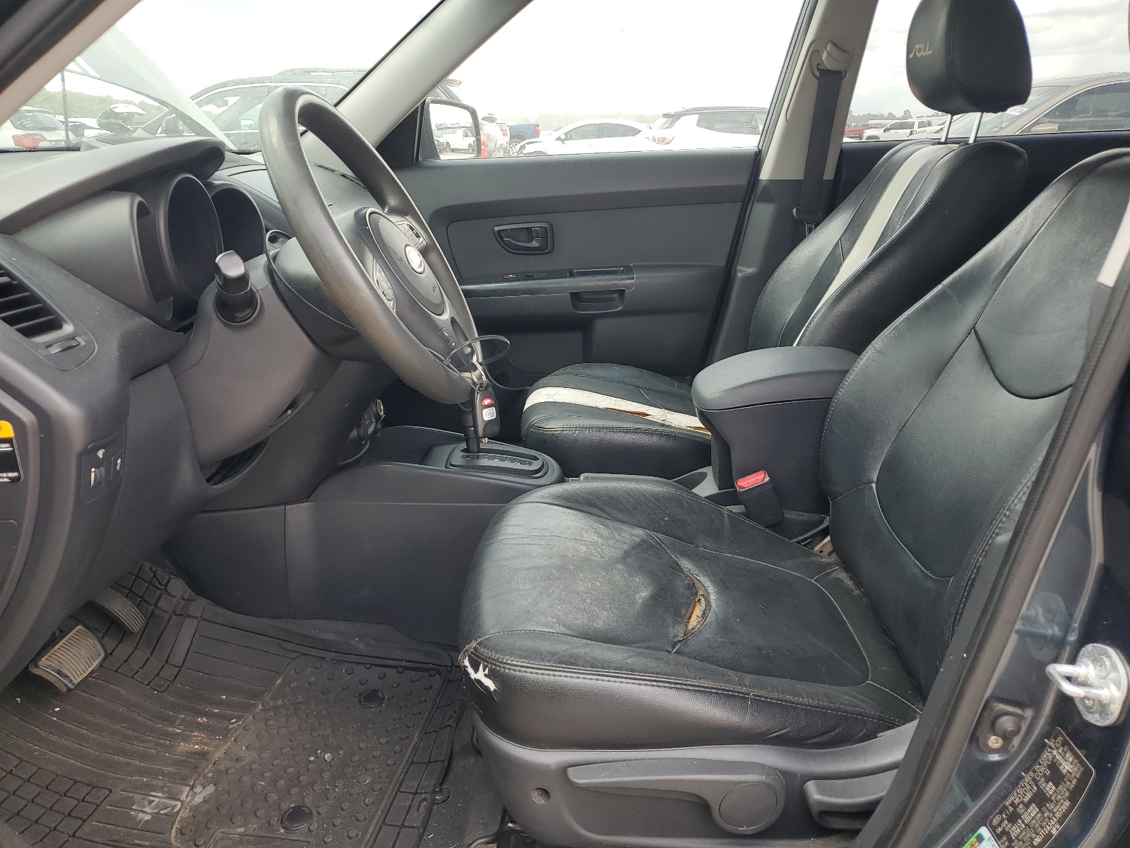 KNDJT2A24A7072691 2010 Kia Soul +