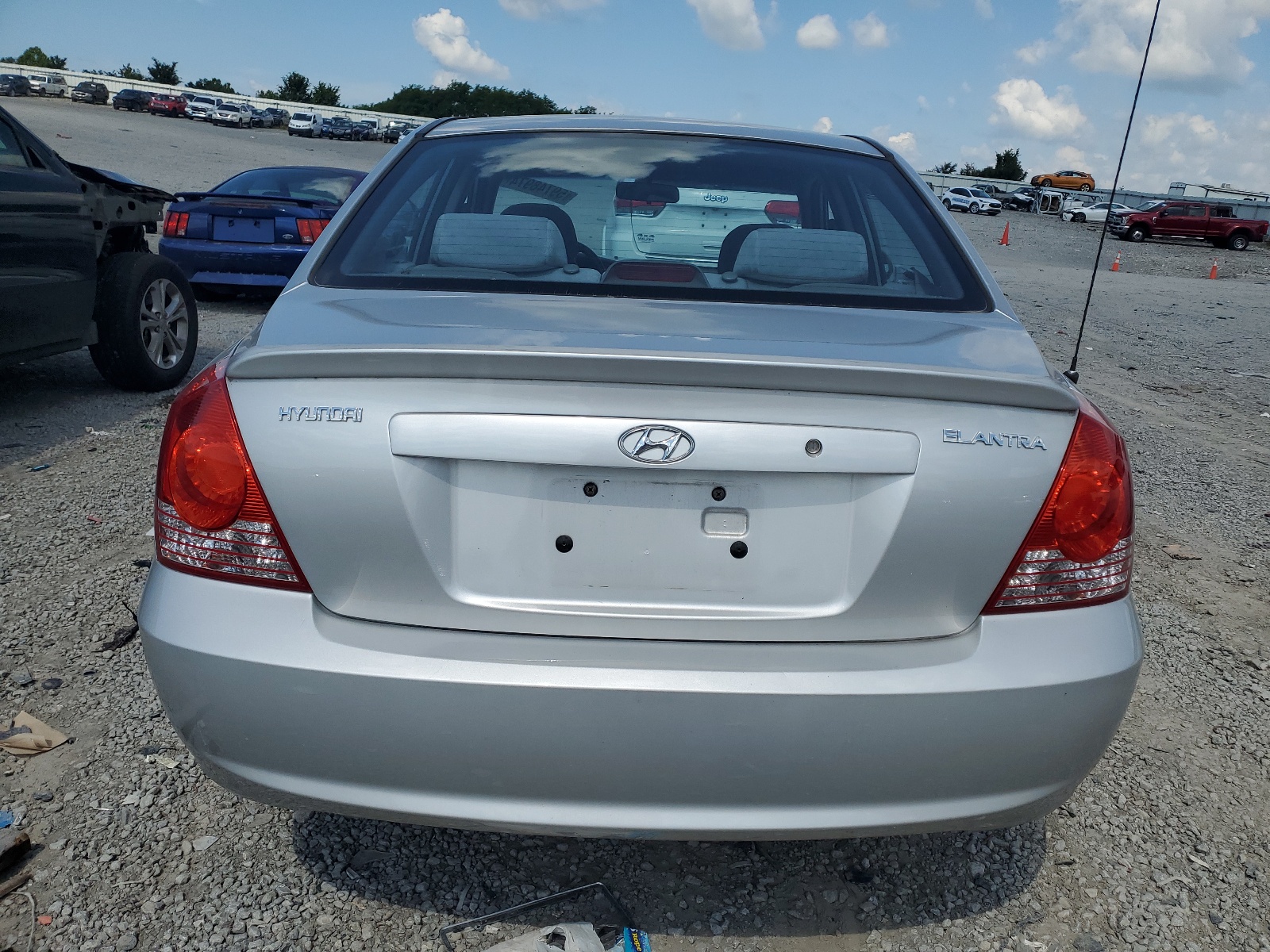 KMHDN46D94U732996 2004 Hyundai Elantra Gls
