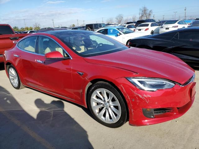  TESLA MODEL S 2017 Червоний