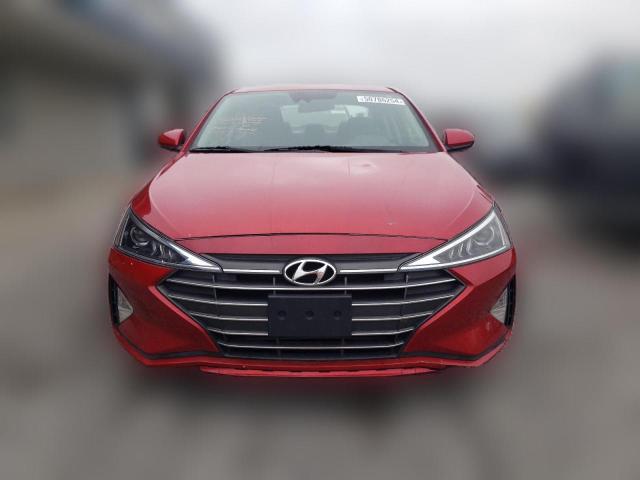  HYUNDAI ELANTRA 2020 Красный