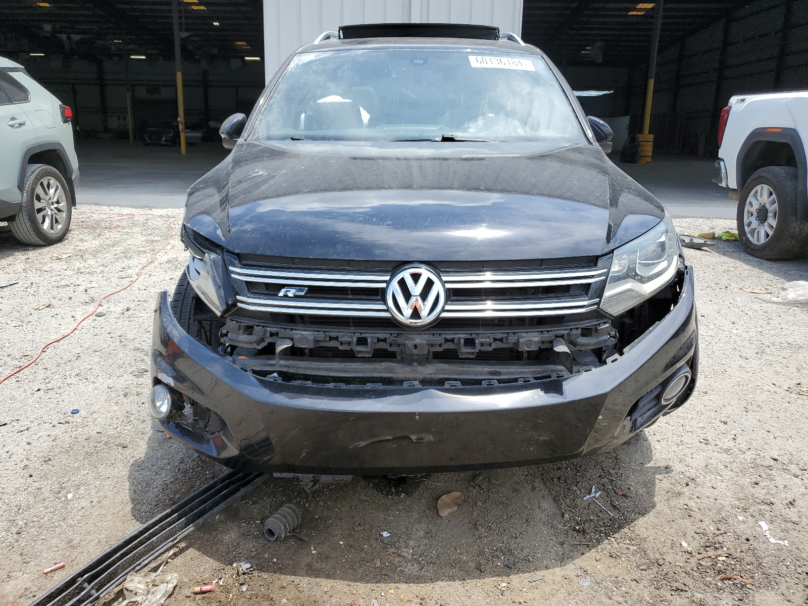 2014 Volkswagen Tiguan S vin: WVGAV3AX7EW538309