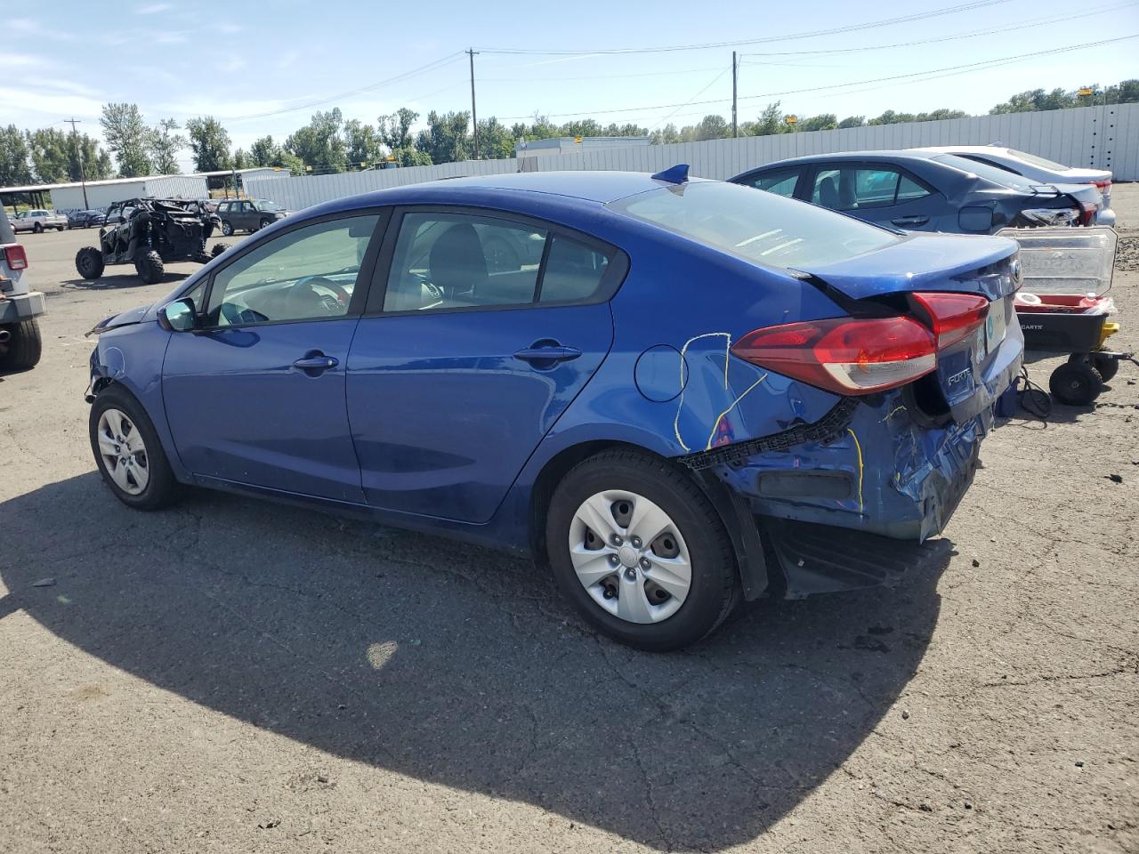 3KPFK4A7XJE230368 2018 KIA FORTE - Image 2