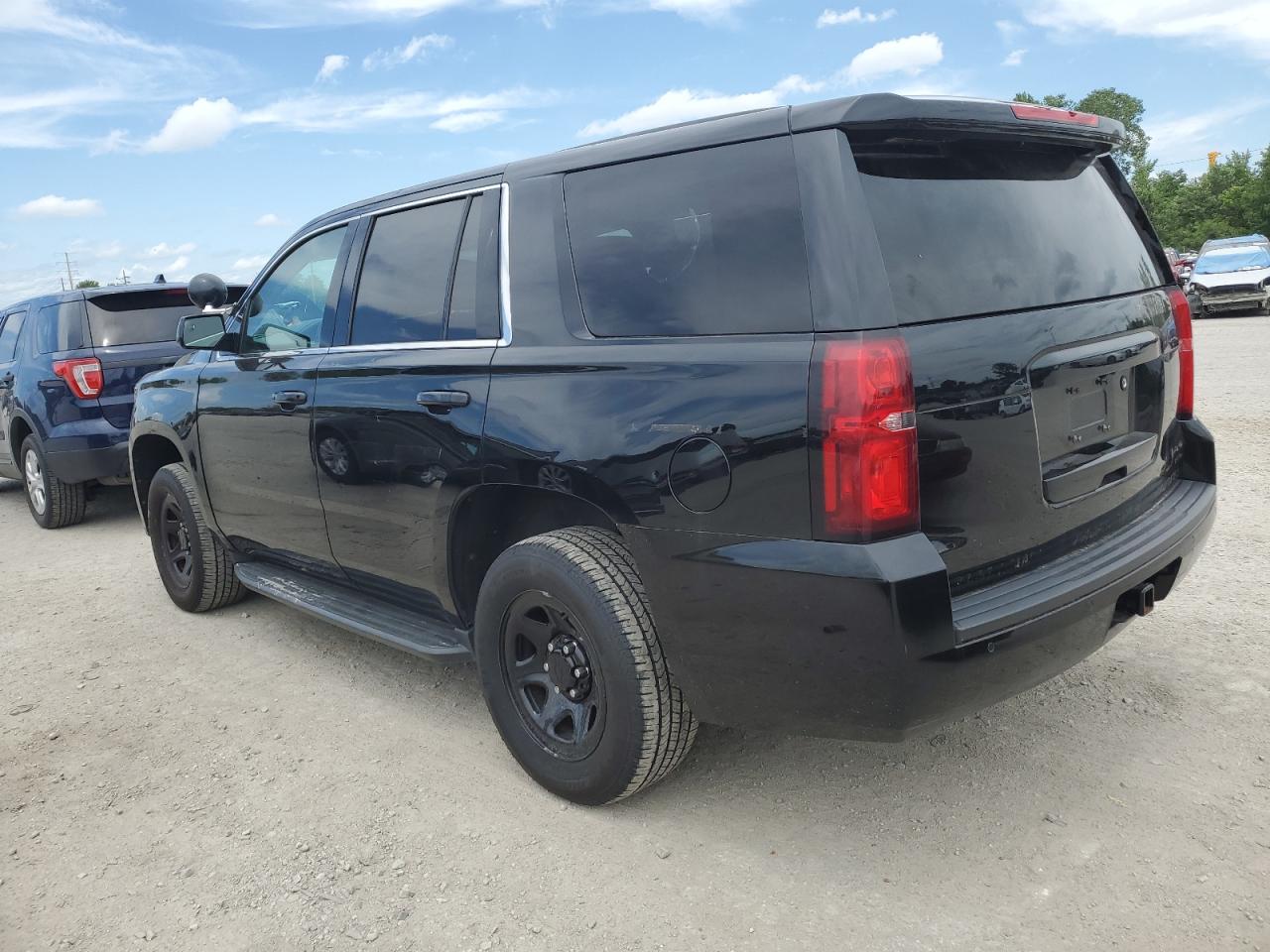 1GNSKDEC7HR276509 2017 CHEVROLET TAHOE - Image 2