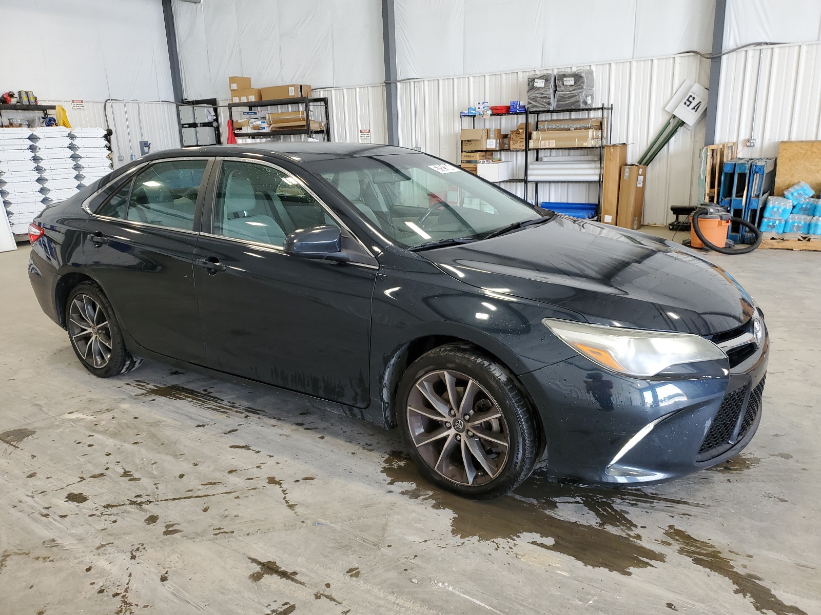 2015 Toyota Camry Le vin: 4T1BF1FK0FU070357