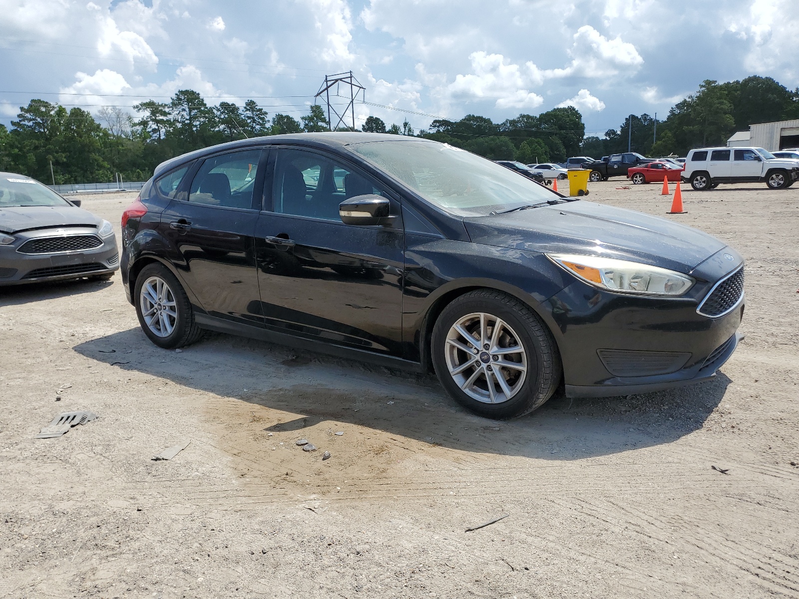 2017 Ford Focus Se vin: 1FADP3K23HL221265