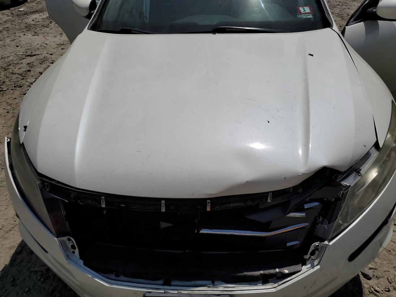 2012 Honda Crosstour - Image 13