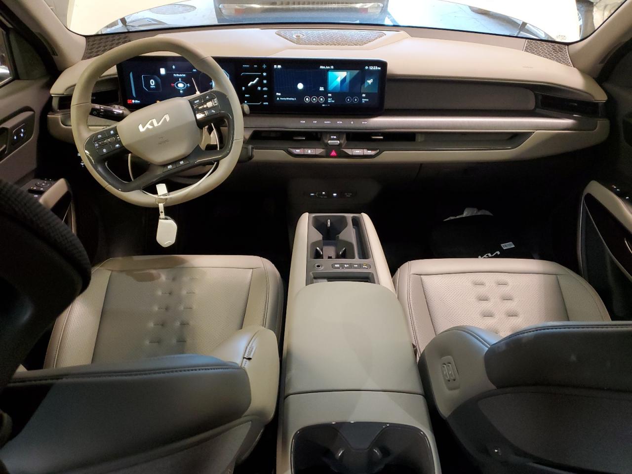 2024 Kia Ev9 Wind VIN: KNDAFFS51R6018810 Lot: 57908804