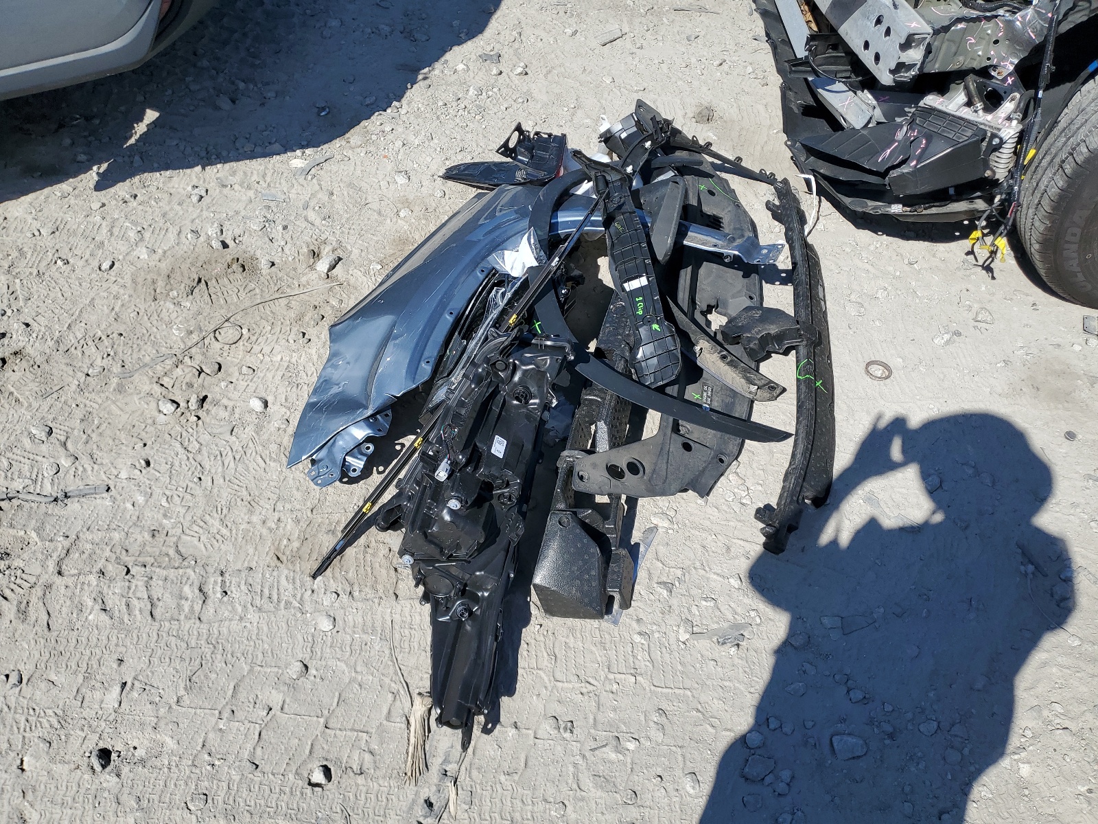 5TDGZRBH7MS154946 2021 Toyota Highlander Xle