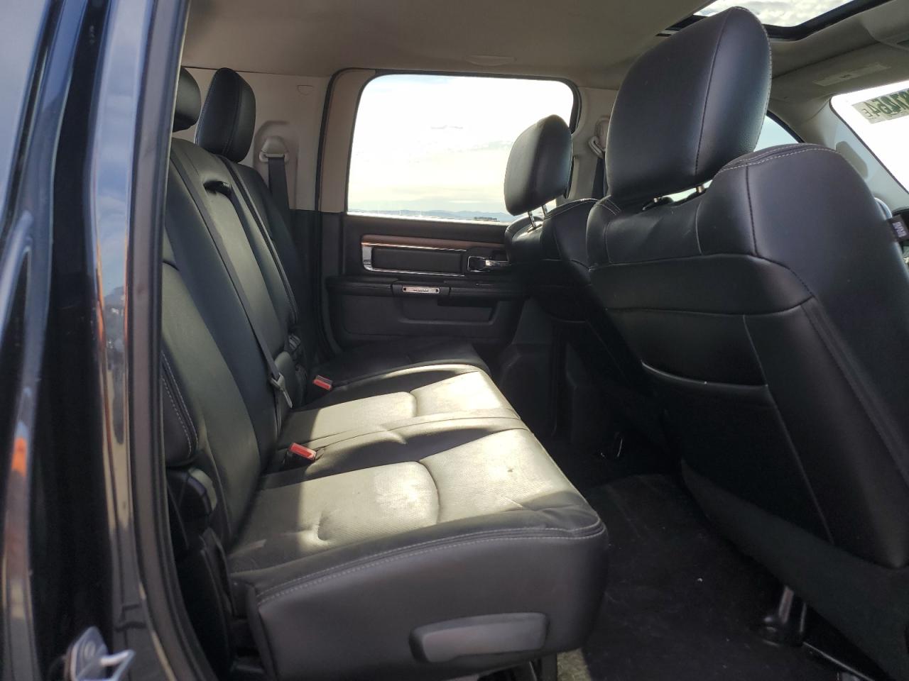 2016 Ram 3500 Laramie VIN: 3C63R3ML3GG137875 Lot: 58081254