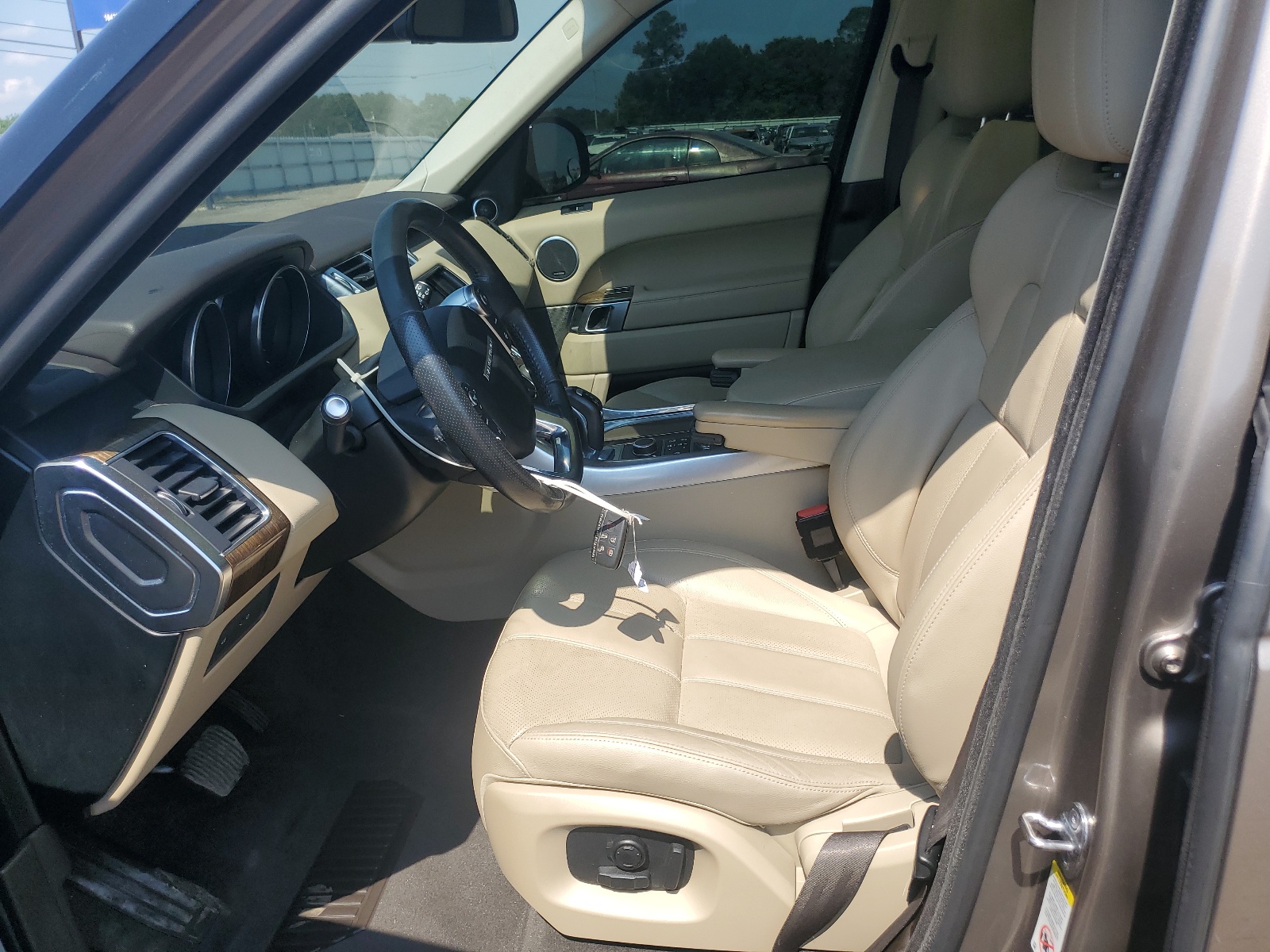 SALWG2KF7GA642764 2016 Land Rover Range Rover Sport Se