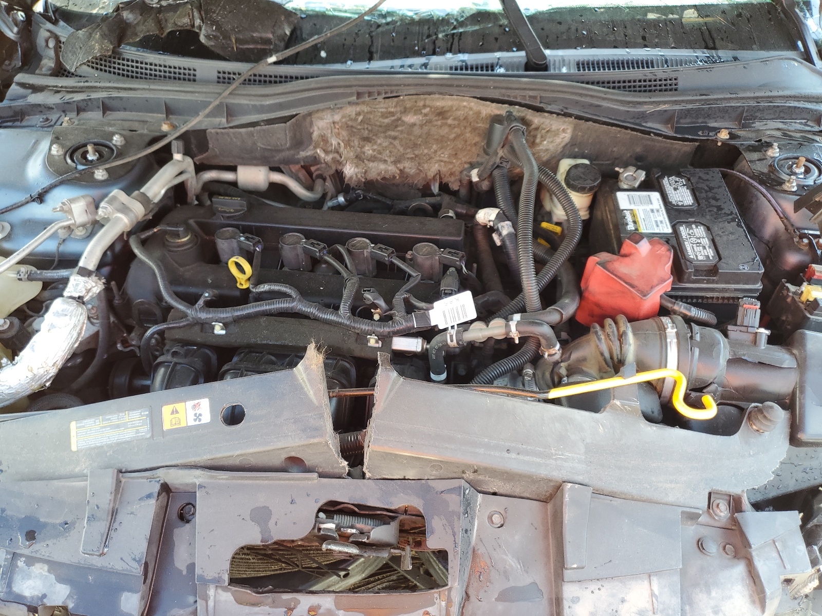 3FAHP0HA1BR135184 2011 Ford Fusion Se