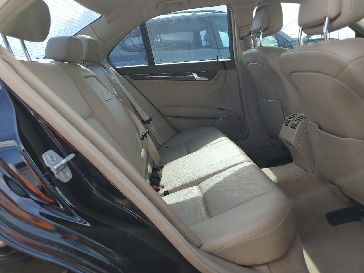 2013 Mercedes-Benz C 250 VIN: WDDGF4HB7DR272787 Lot: 59980344