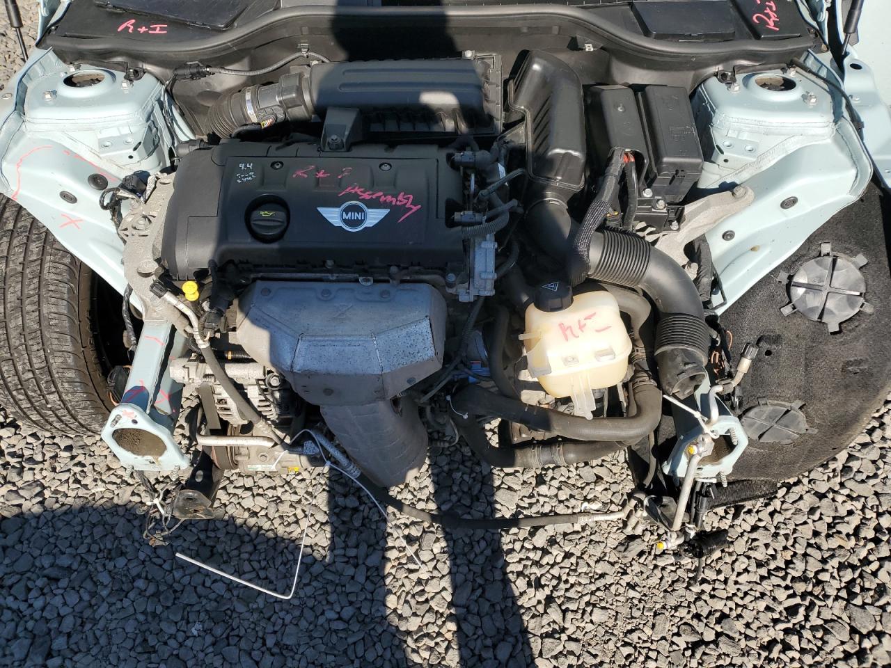 2013 Mini Cooper VIN: WMWSU3C53DT692200 Lot: 59524964