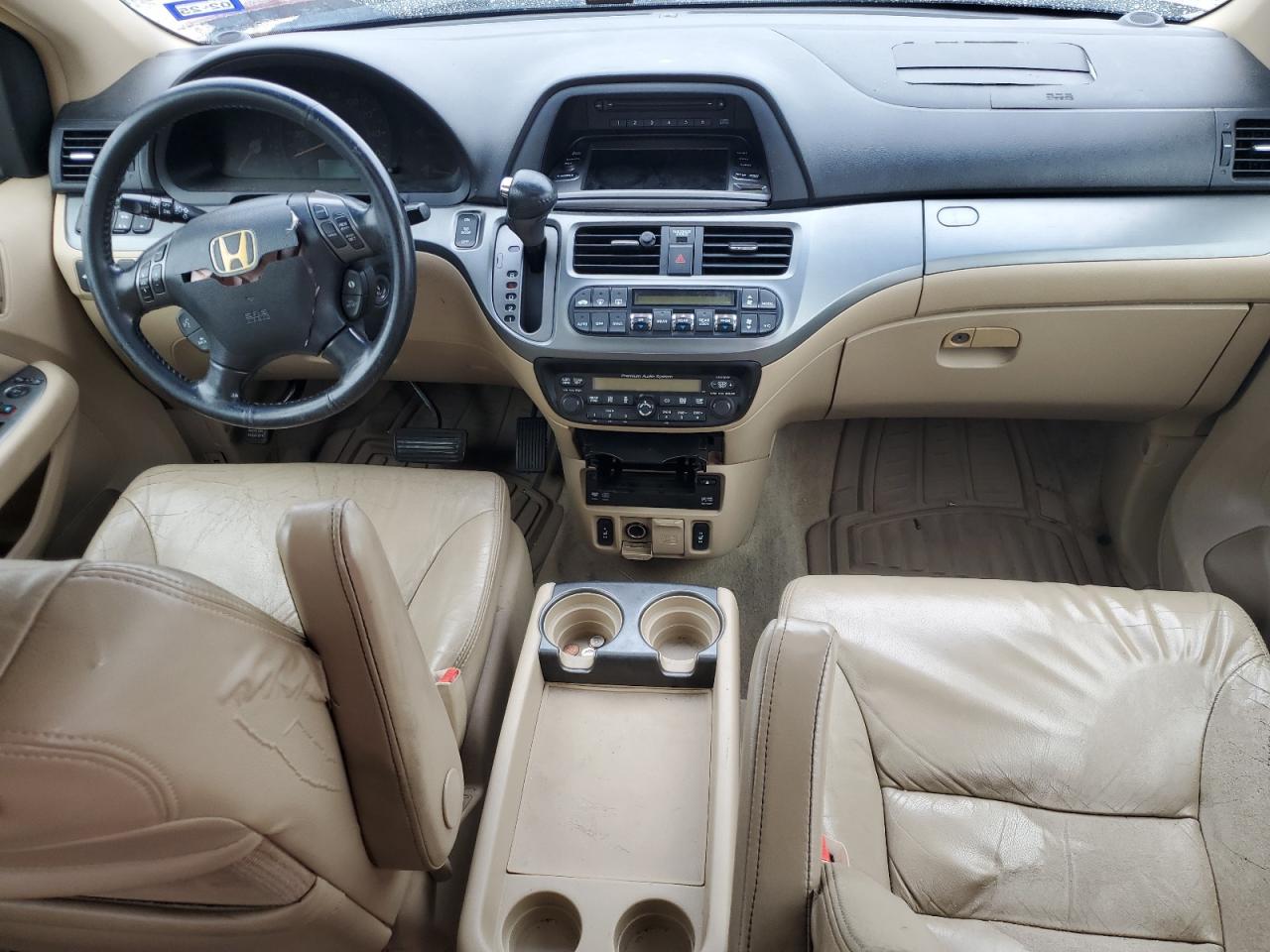 2006 Honda Odyssey Touring VIN: 5FNRL38886B118205 Lot: 56407035