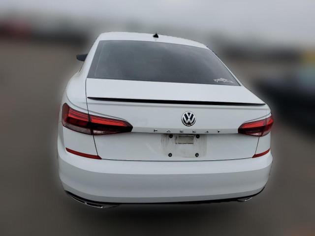  VOLKSWAGEN PASSAT 2021 Белый