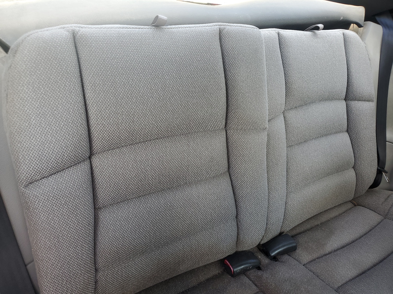 1FAFP4043WF111377 1998 Ford Mustang