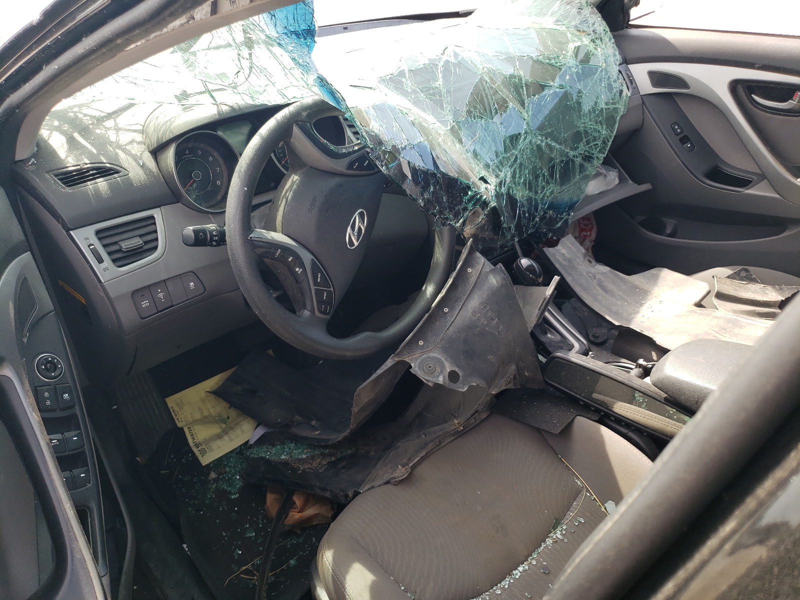 5NPDH4AE0FH609757 2015 Hyundai Elantra Se