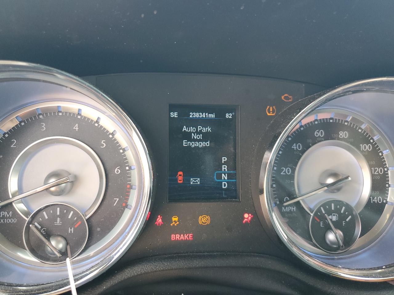 2013 Chrysler 300C VIN: 2C3CCAKG2DH645176 Lot: 60337594