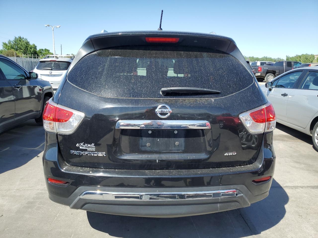 2015 Nissan Pathfinder S VIN: 5N1AR2MM6FC701373 Lot: 57917684