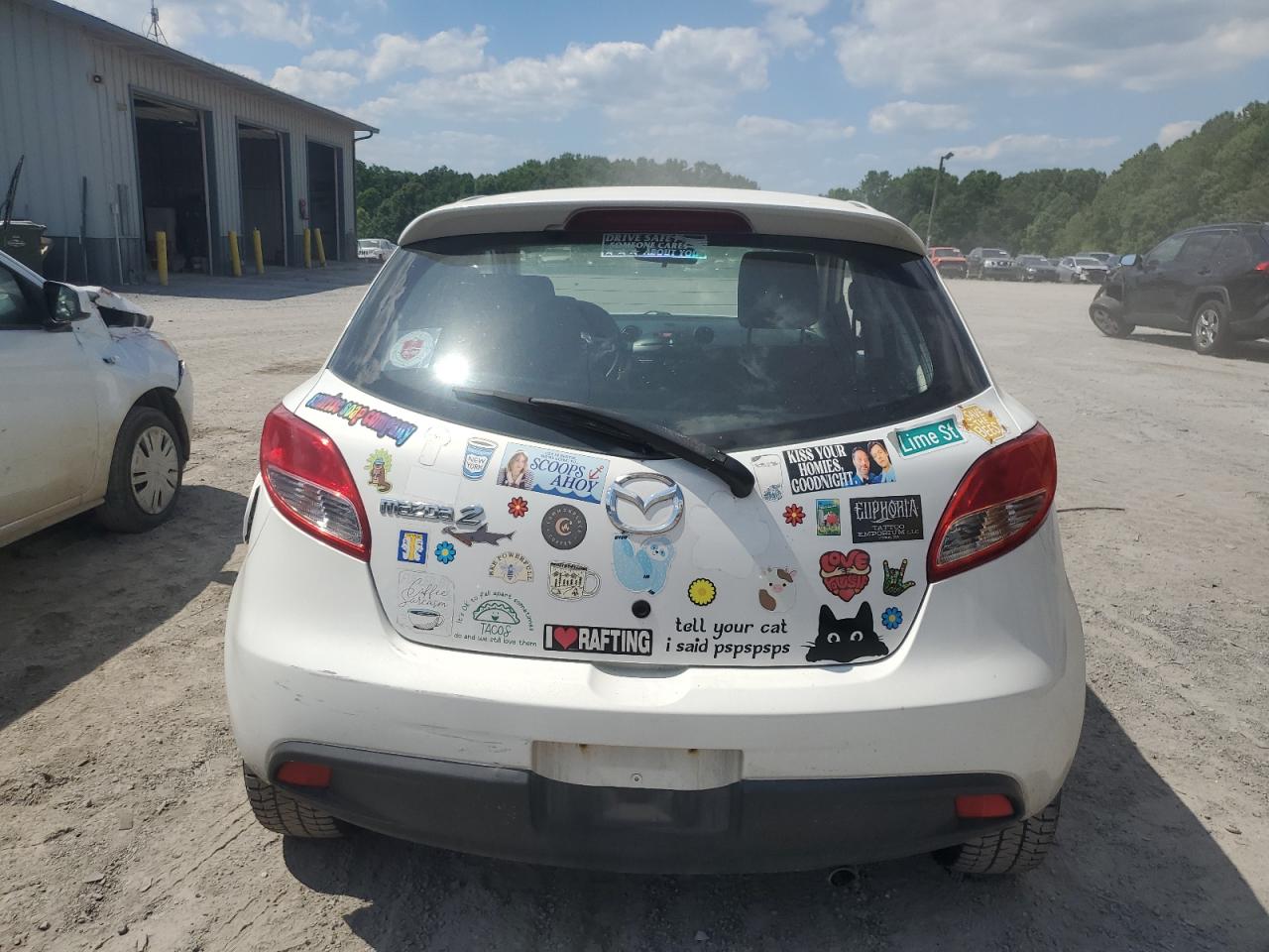 2011 Mazda Mazda2 VIN: JM1DE1HZ6B0128385 Lot: 58754924