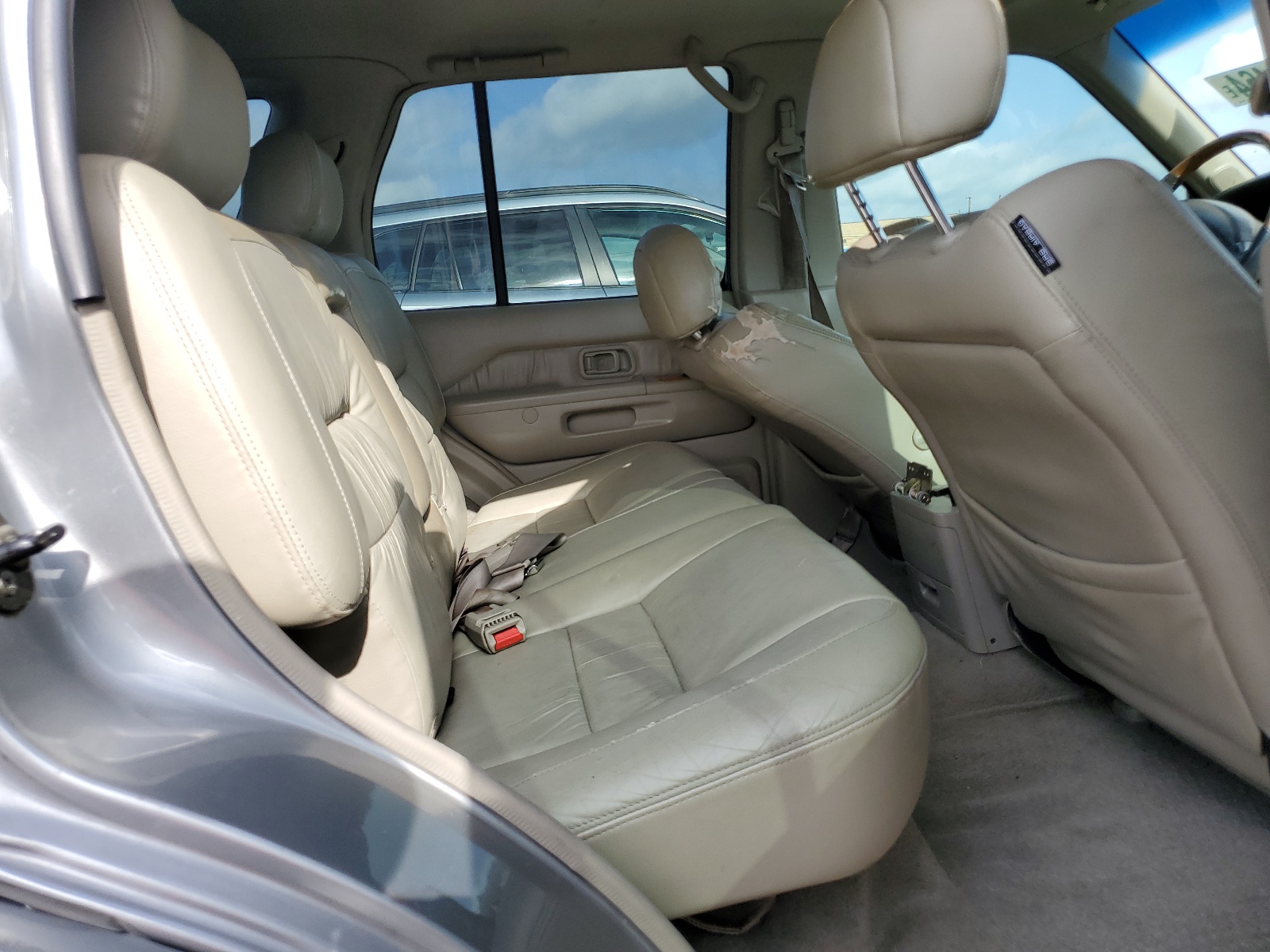 JNRDR07X81W101800 2001 Infiniti Qx4