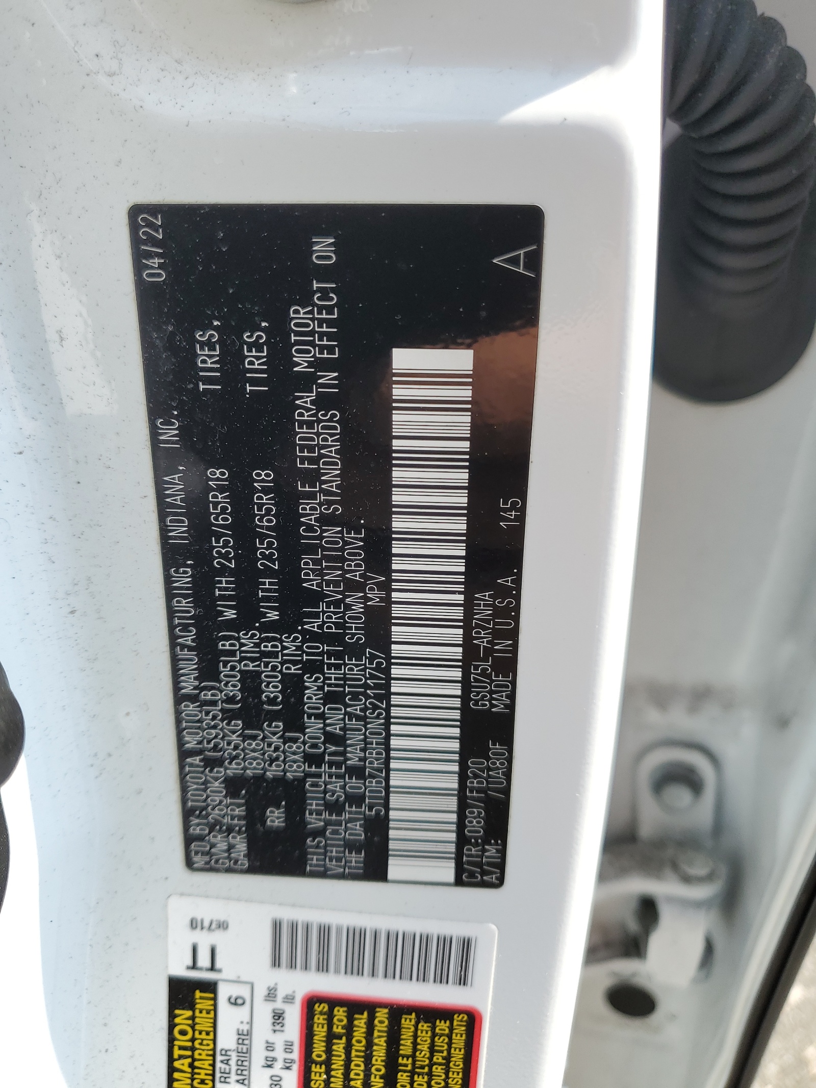 5TDBZRBH0NS211757 2022 Toyota Highlander L