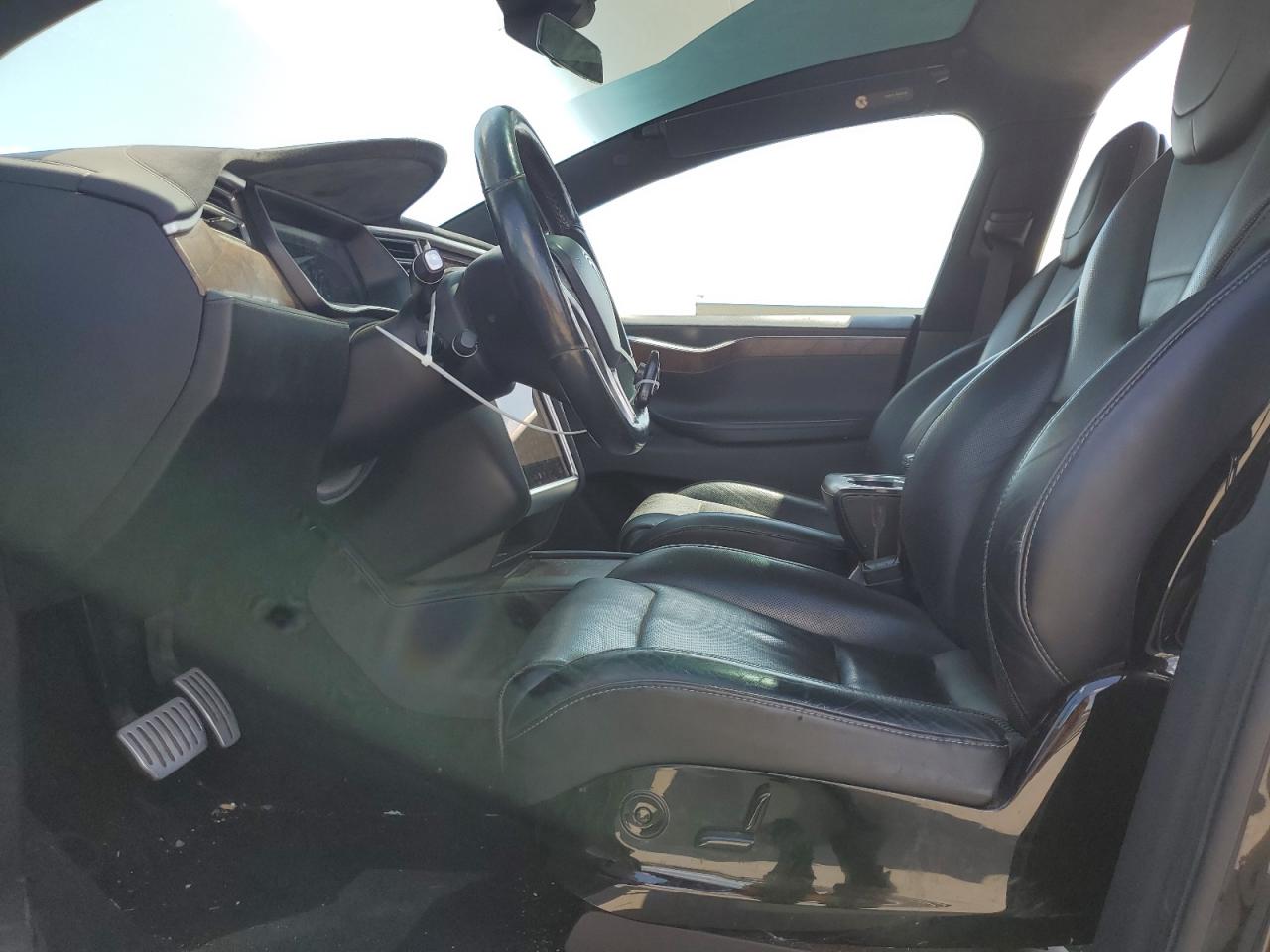 5YJXCAE4XGF007962 2016 Tesla Model X