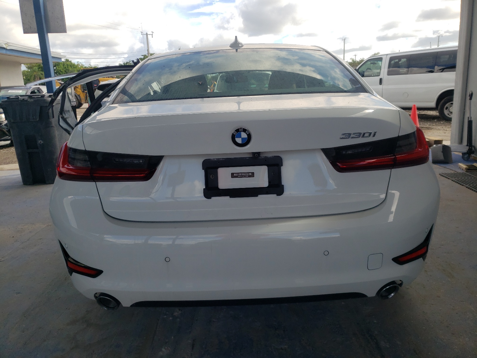 3MW5R1J04L8B05003 2020 BMW 330I