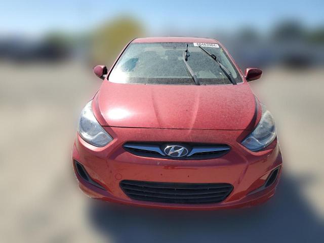  HYUNDAI ACCENT 2013 Красный