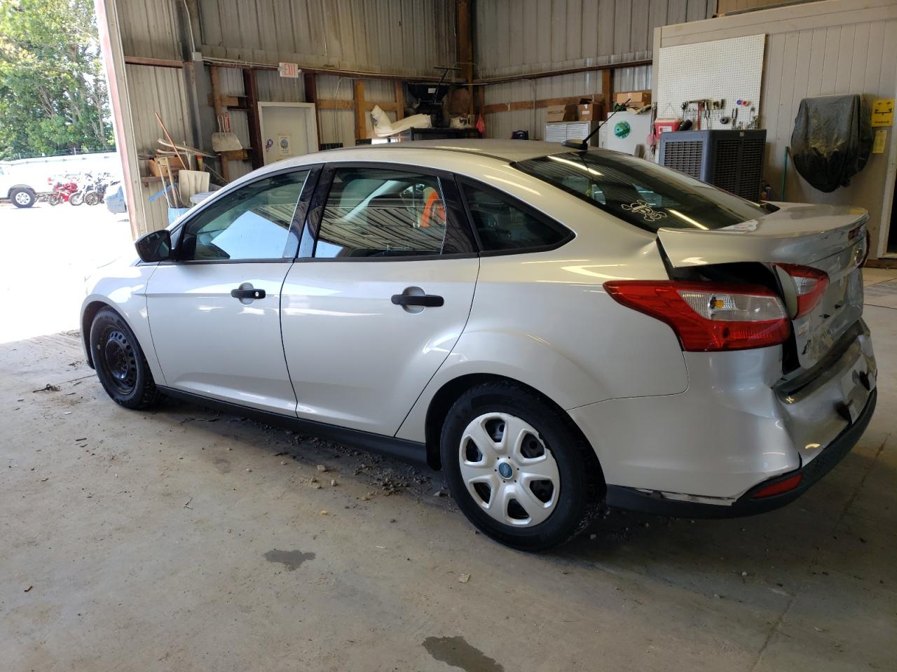 1FAHP3E25CL235884 2012 Ford Focus S