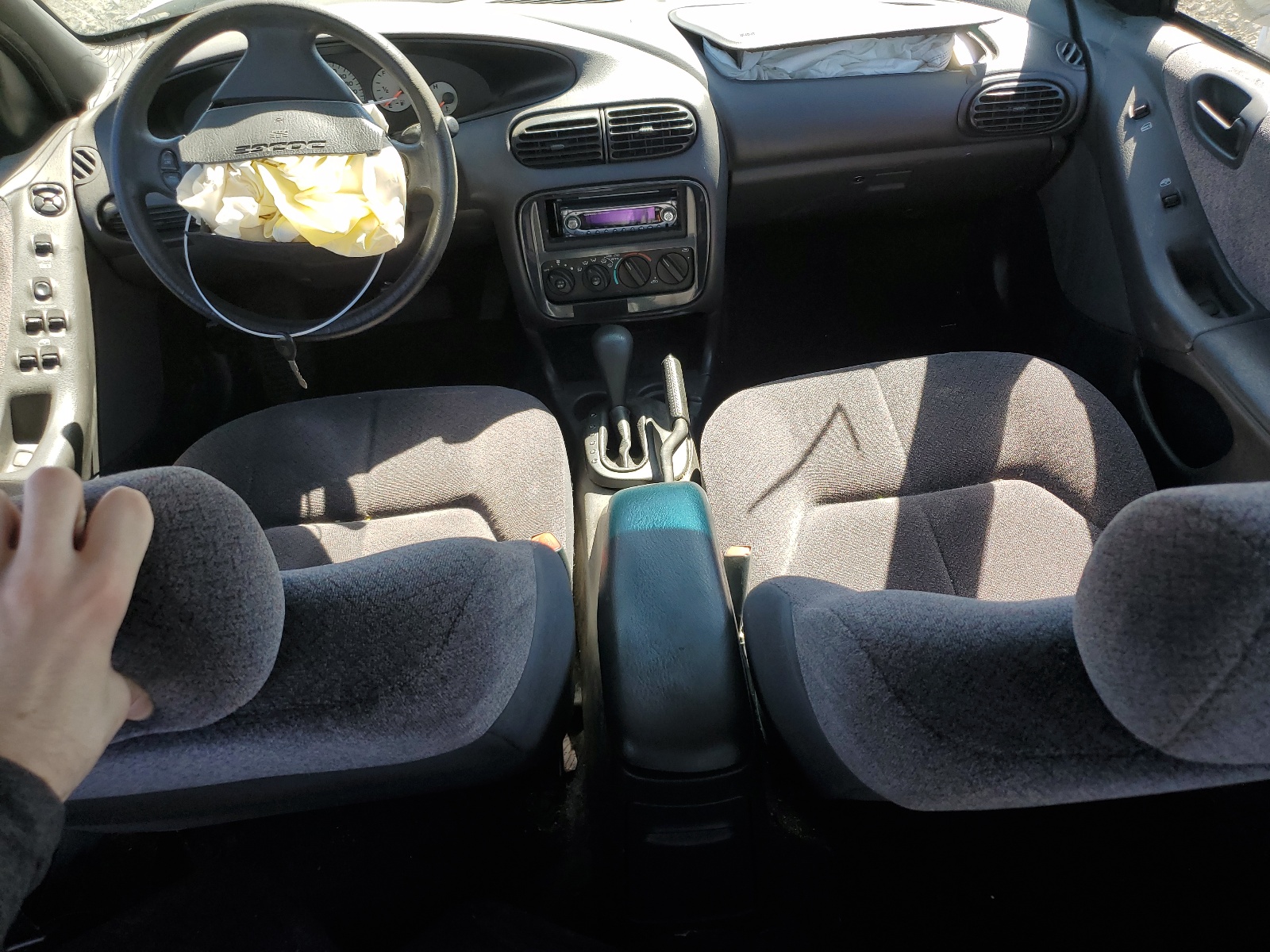 1B3EJ46X1YN199428 2000 Dodge Stratus Se