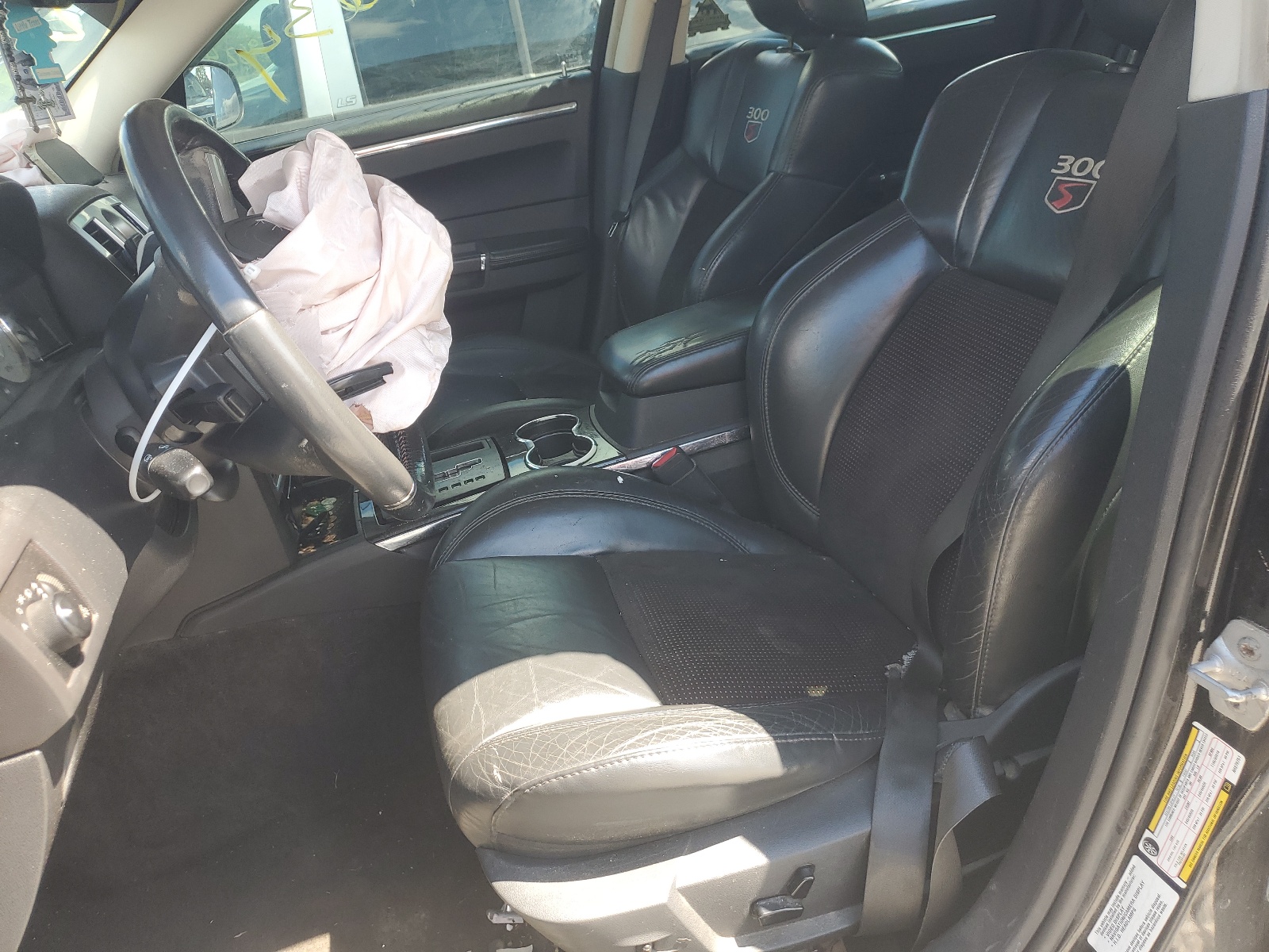 2C3CA2CV2AH270751 2010 Chrysler 300 S