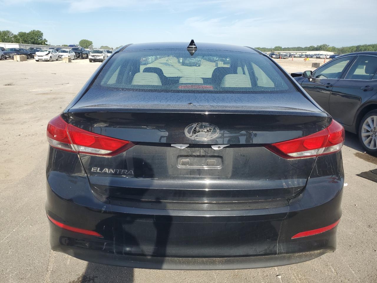 5NPD84LF9HH007688 2017 Hyundai Elantra Se